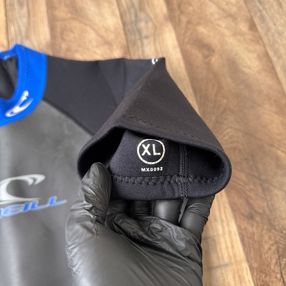 Vintage ONeill Reactor 2 MM Wetsuit Mens XL Black Blue Short Sleeve Surfing 6851 - Picture 3 of 14